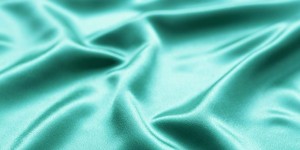 What kind of material does polyester fiber belong to (are polyester fiber clothes good?)