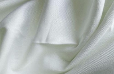 What kind of fabric is crepe de chine silk? (Is crepe de chine silk fabric good?)