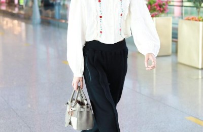 Liu Wen has a figure and is willful (a large T-shirt paired with a floral skirt does not make her look short and shows off her taste)