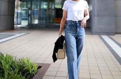 T-shirt + jeans for women (you can wear them fashionably and fashionably)